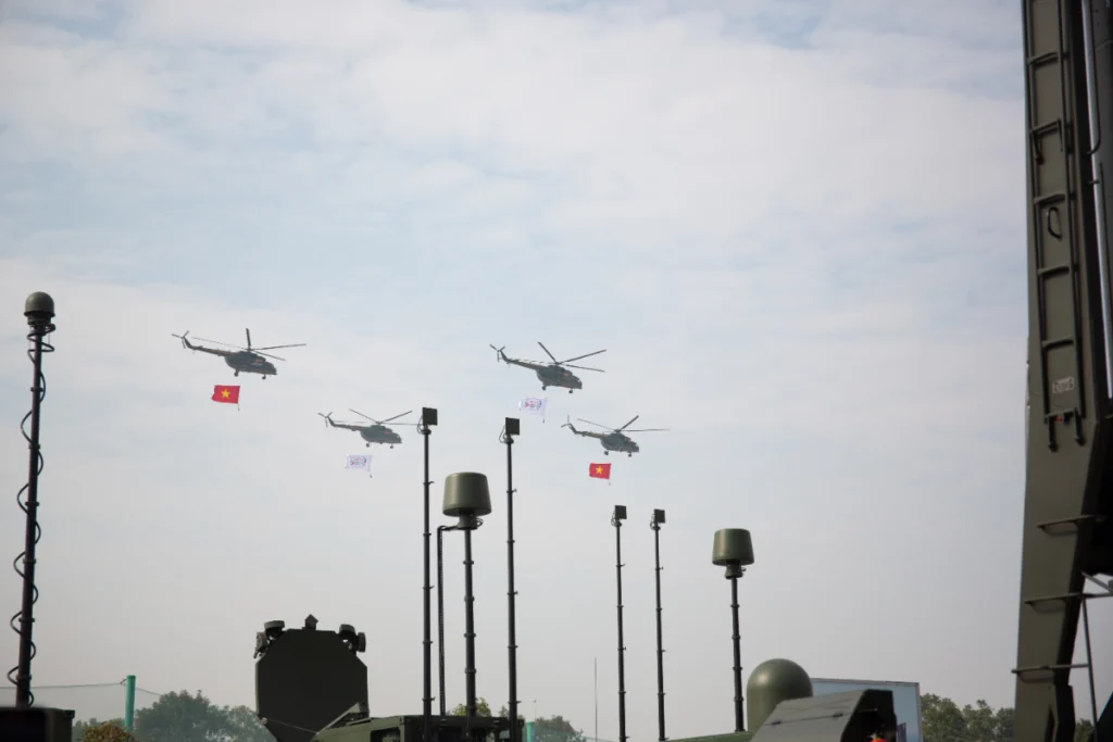 Sức mạnh Quốc phòng Việt Nam: Tự lực, tự cường và phát triển